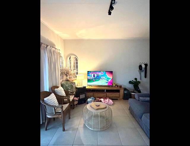 2 BEDROOM PROPERTY TO RENT IN THE HUNTSMAN